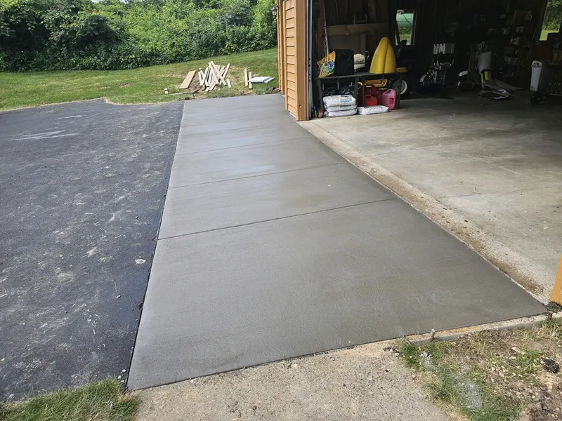 Garage Aprons by Omega Concrete Inc