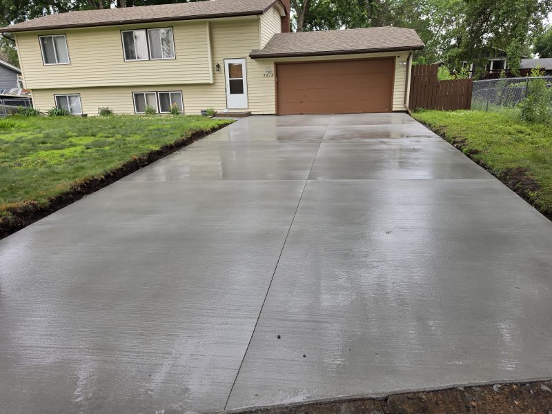 Concrete Driveway in Brooklyn Park, MN