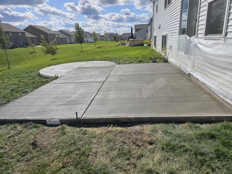 Concrete patio with radius in Forest Lake, MN